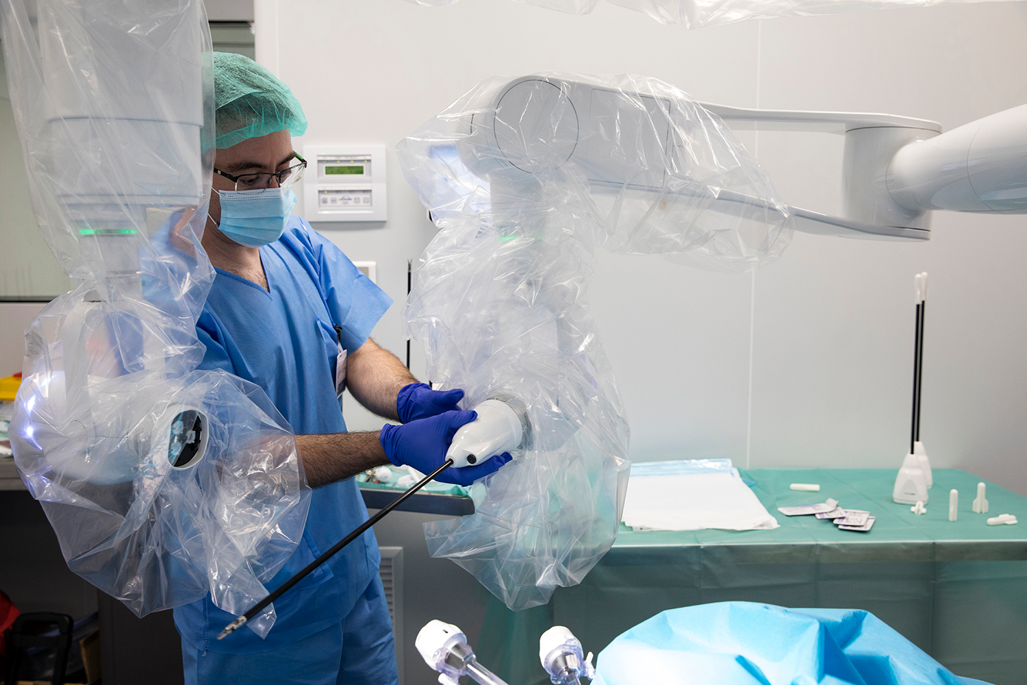 Engineer with surgical robot Bitrack